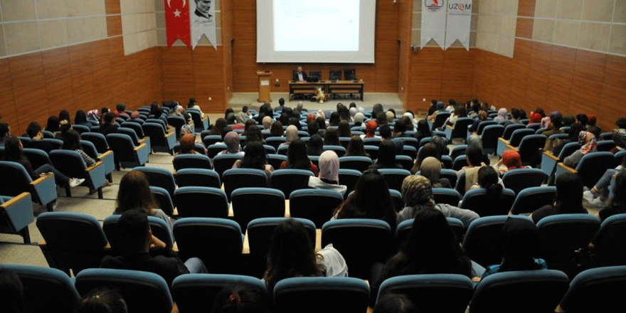 OMÜ Psikoloji Bölümü Psikoloji Topluluğu tarafından “100. Yıla Özel Psikoloji Günleri” etkinliği düzenlendi.